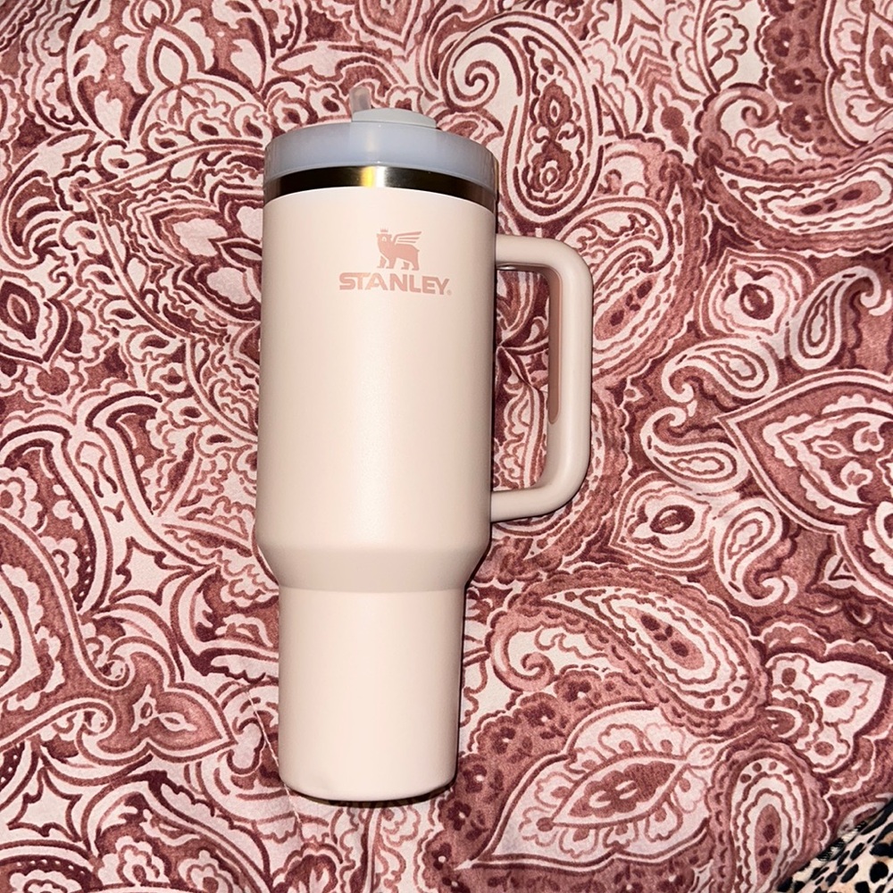 40oz Stanley Cup- Pink
